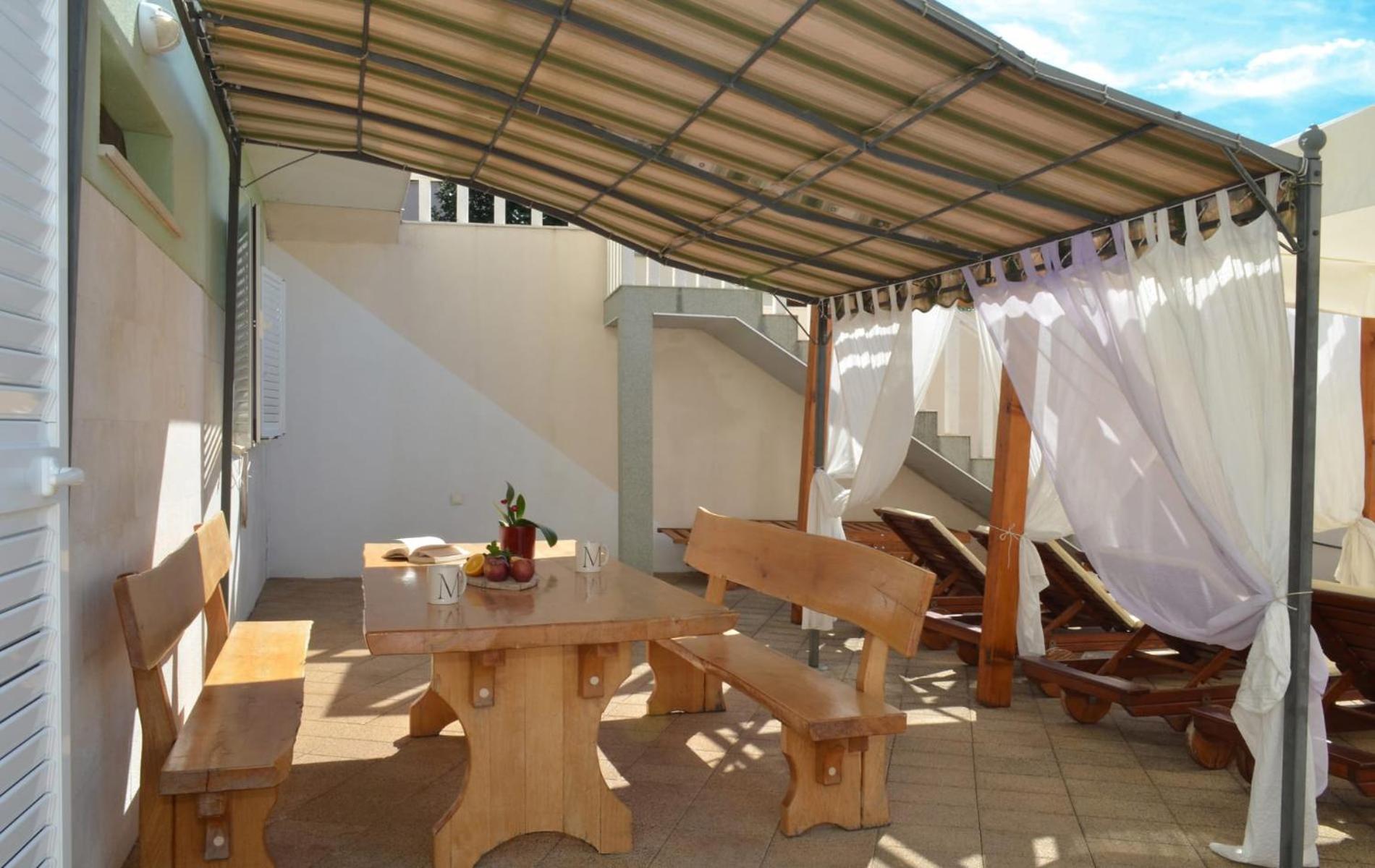 Apartments Santo Trogir - Okrug Gornji Exterior photo