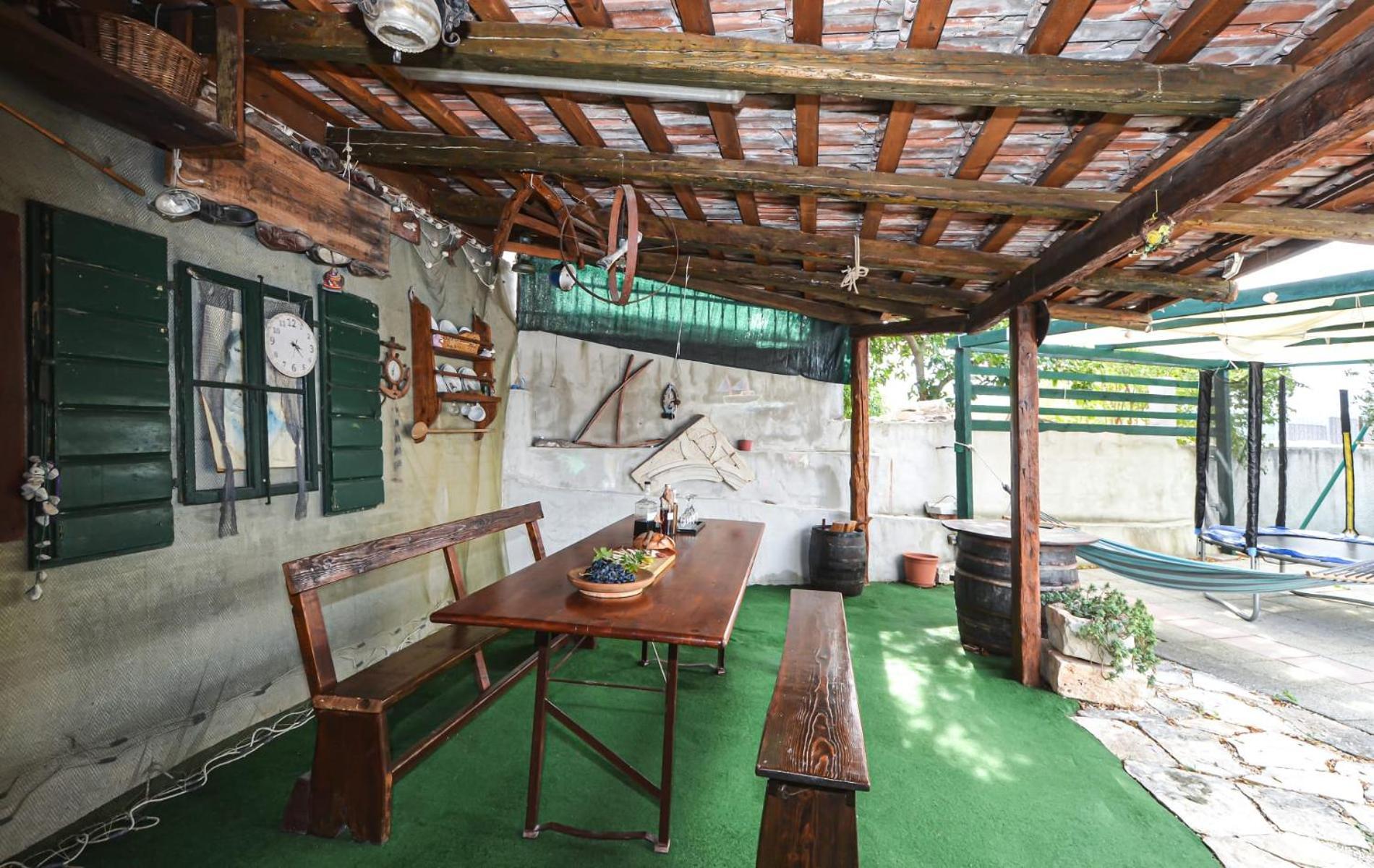 Apartments Santo Trogir - Okrug Gornji Exterior photo